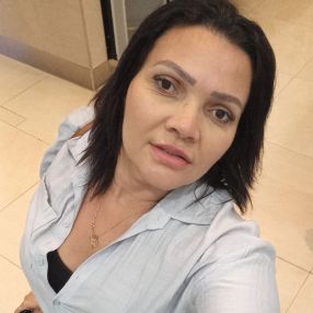 Ana, Babysitter in Navegantes