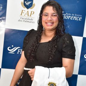 Marina Patrícia, Babá em Palmares