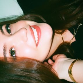 Julliany, Babá em Extrema