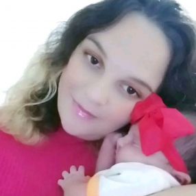 Júlia, Babá em São Pedro da Aldeia