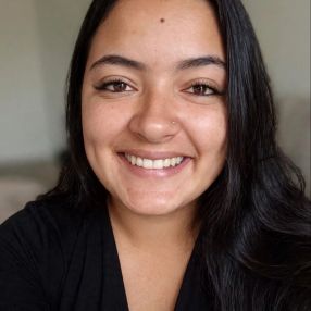 Daniela, Babá em Petrópolis