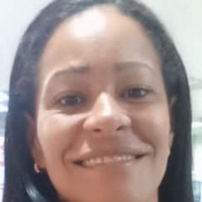 Desiree, Babysitter in Arapongas