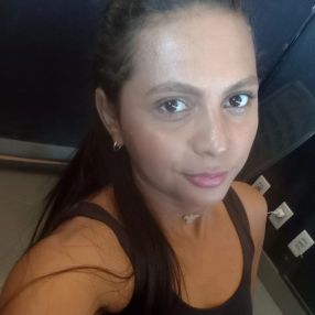 Leiciane, Babysitter in Balneário Piçarras