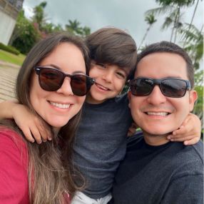 Camila, Família em Manaus