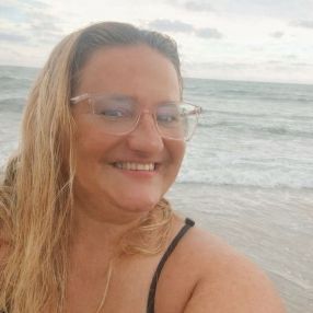 Karla, Babá em Itapoá