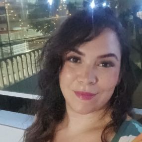 VALLESKA, Babá em Jaboatão dos Guararapes