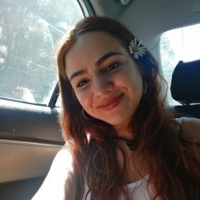 Camila, Babá em Armação dos Búzios