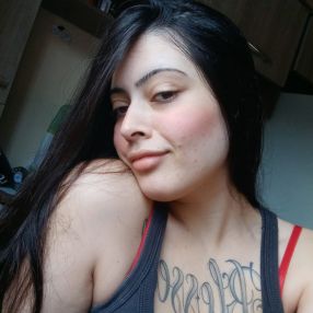 Lívia, Babá em Itaquaquecetuba