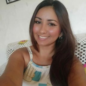 Laryssa, Babá em Paranaguá