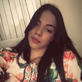 Stephany, Babá em Vicência