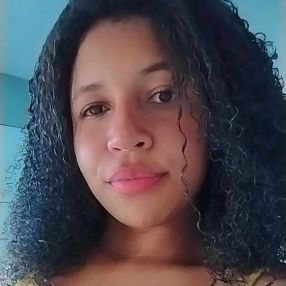 Marcielly, Babá em Cáceres
