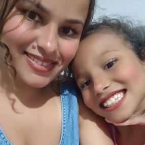 Camila Katye, Família em Palotina