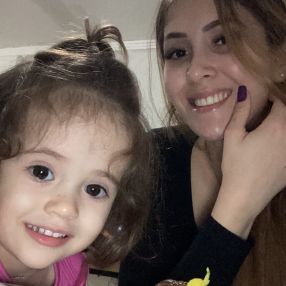 Carolina, Family in Sarandi