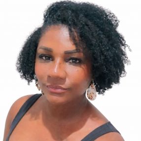 Tamiris, Babá em Niterói