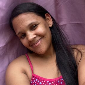 Aida, Babá em Escada