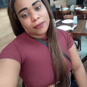 Carolina, Família em Queimados