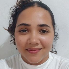 Lorrana, Babá em Tailândia