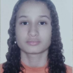 Sthefany, Babá em Ladário