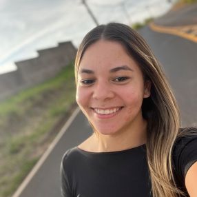 Flavia Montezolli, Babá em Nova Esperança