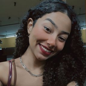 Isadora, Babá em Ponte Nova