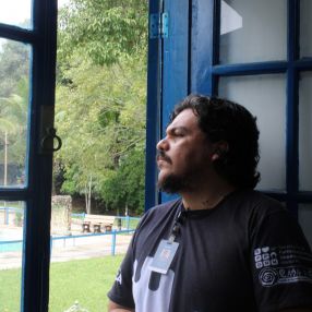 Léo, Família em Maricá