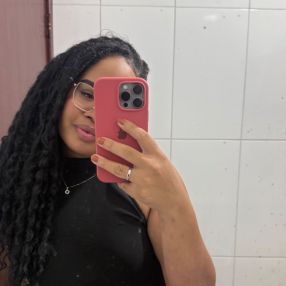 Hagny, Babá em São Fidélis