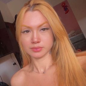 Cássia, Babá em Parauapebas