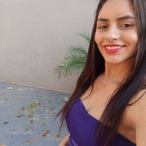 Tainara, Babá em Medianeira