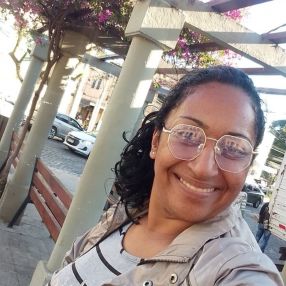 Michele, Babá em Miguel Pereira