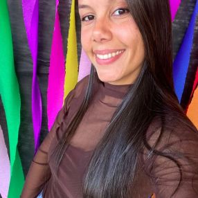 Thalia, Babysitter in Teresópolis