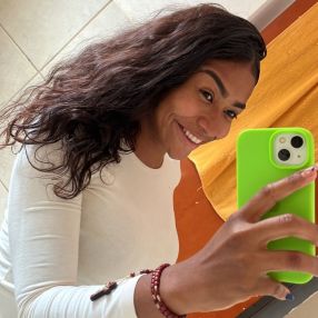 Tainara, Babá em Dourados