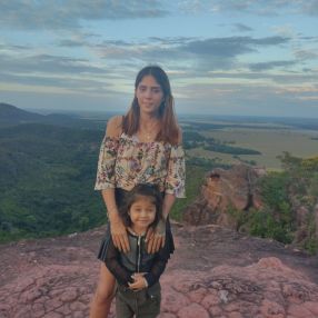 LORRANE, Família em Água Boa