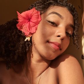 Mariane, Babá em Floriano