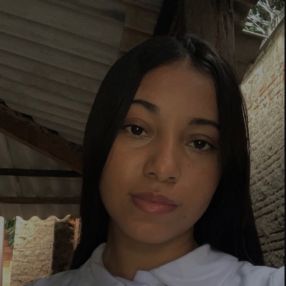 Lorrayne, Babá em Porto Nacional