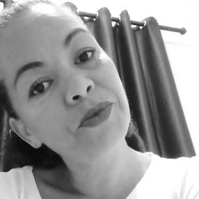 MILENA, Babysitter in Bombinhas