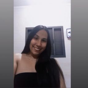 Bruna, Babá em Três Pontas