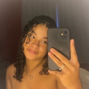 Mariane, Babá em Baixo Guandu