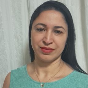 Franciele, Babá em Cambé
