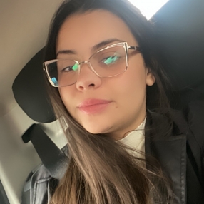 Gabryella, Babá em Aparecida de Goiânia