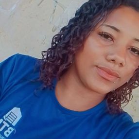 Amanda, Babá em Nova Venécia