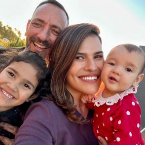 Carolina, Família em Bertioga