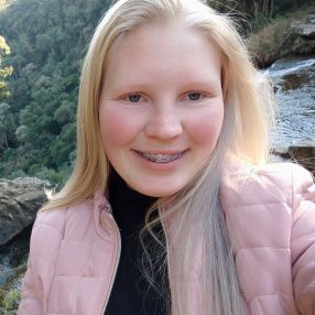 Geisiane Carina Marquardt, Babysitter in Timbó