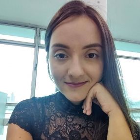 Nayara, Família em Vitória