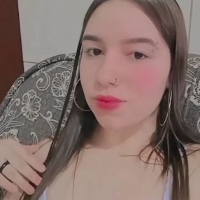 Amanda, Babá em Registro