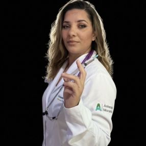 Adriana, Babá em Itaquaquecetuba