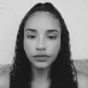Tatiana, Babá em São Pedro