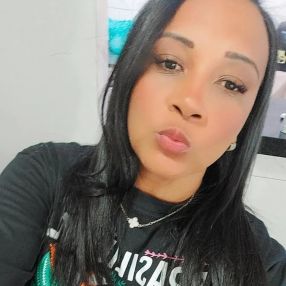 Roberta, Babá em Duque de Caxias