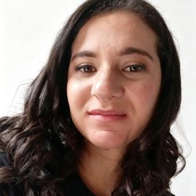 Larissa, Babá em Nova Serrana