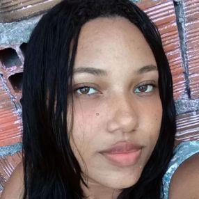 Juliana, Babá em Cruz