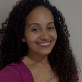 Anezia, Babá em Pouso Alegre